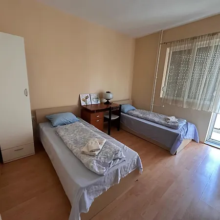 Апартаменты B